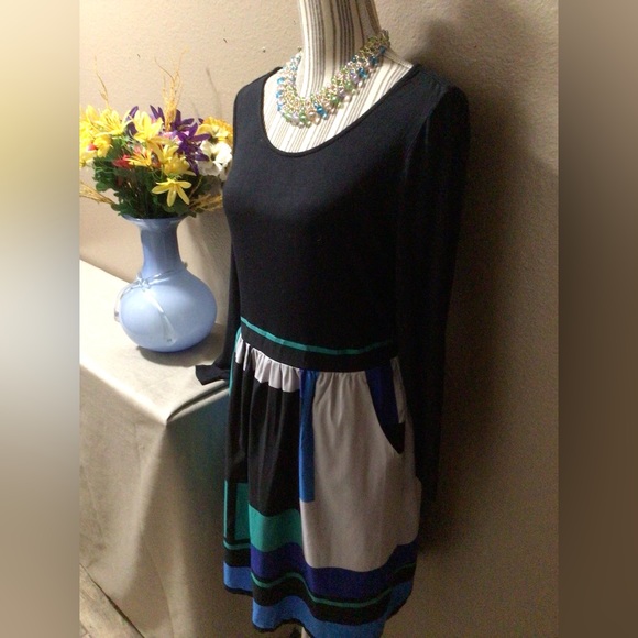 GEOMETRIC COLORFUL DRESS - Picture 3 of 10